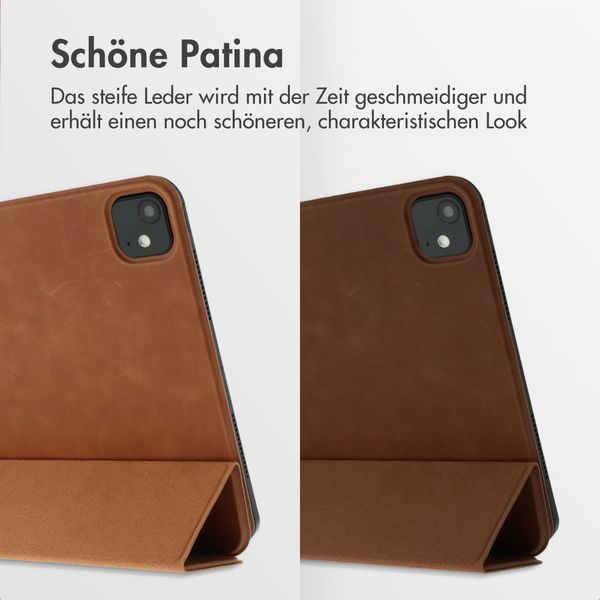 Accezz Leder Trifold Klaphülle Apple iPad Pro 11 (2025) M5 / (2024) M4 - Cognac