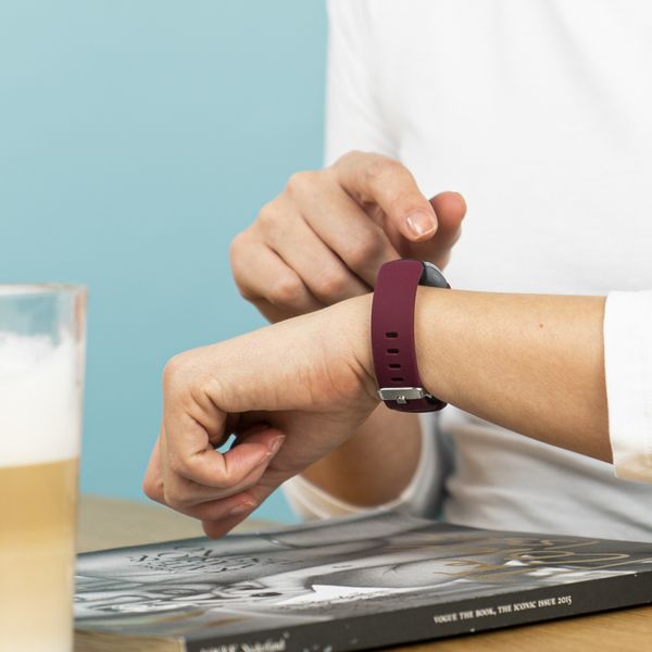 imoshion Silikonband für das Fitbit Inspire 2 - Weiß