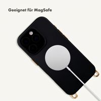Selencia Rivièra Backcover mit MagSafe mit abnehmbaren Haken Apple iPhone 16 Pro - Velvet Black