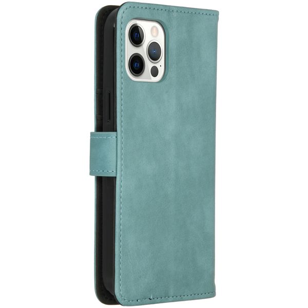 imoshion Luxuriöse Klapphülle Apple iPhone 12 (Pro) - Hellblau
