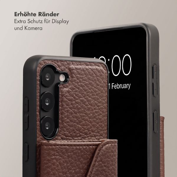 Selencia Sera HandyHülle mit Kordel und Umschlag-Kartenhalter Samsung Galaxy S23 - Chocolate Brown