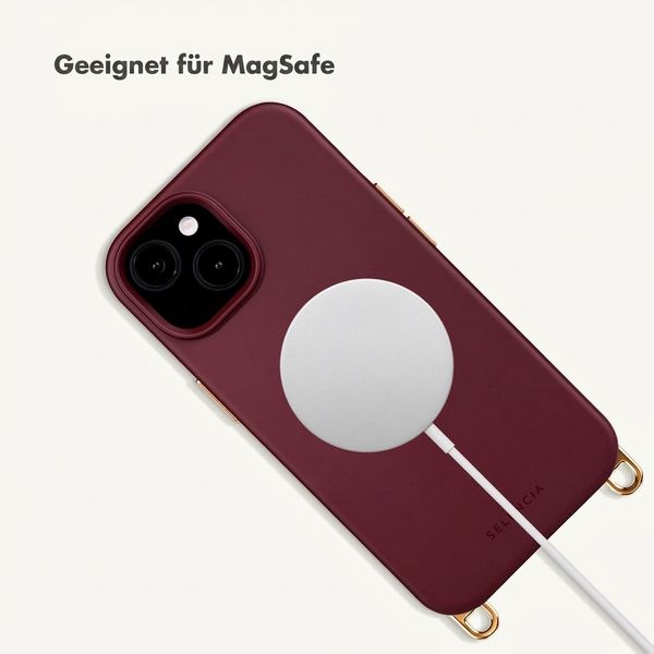 Selencia Rivièra MagSafe Backcover mit abnehmbaren Haken für das Apple iPhone 14 / 13 - Bold Burgundy + Sorbet Pop Handykette - Pink
