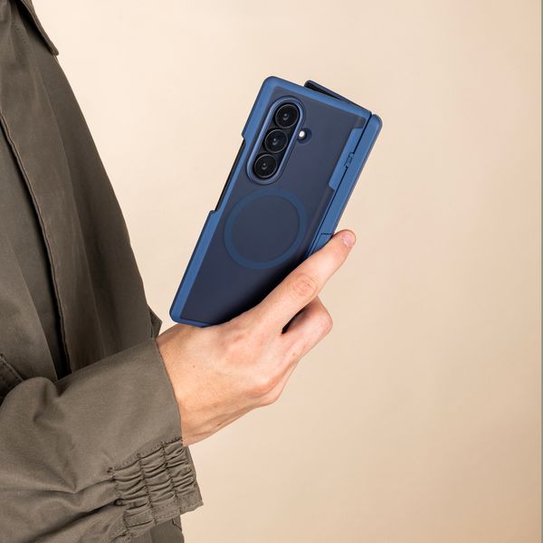 imoshion Color Guard mit MagSafe und Ständer Samsung Galaxy Z Fold 8 Ultra - Dunkelblau