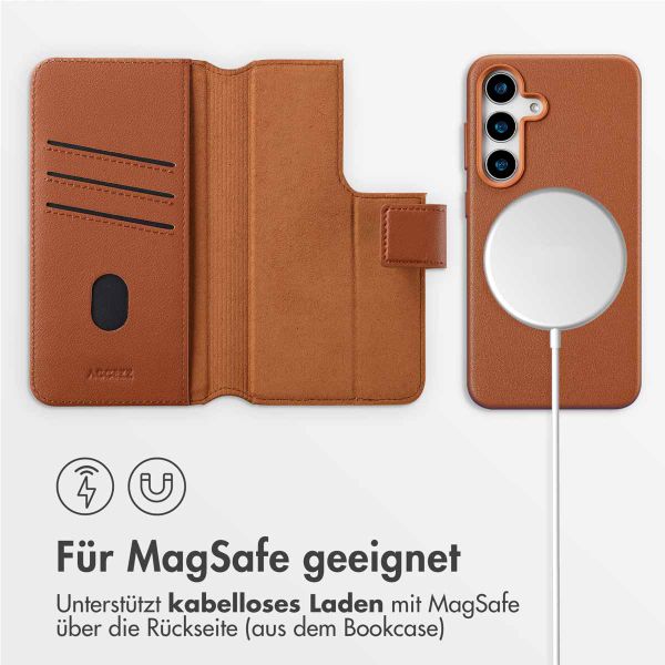 Accezz 2-in-1 Klapphülle aus Leder mit MagSafe für das Samsung Galaxy S25 - Sienna Brown