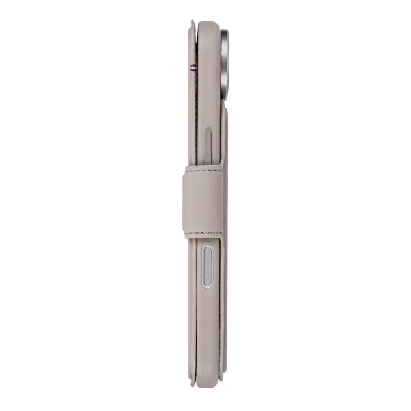 Decoded 2 in 1 Leather Klapphülle MagSafe Apple iPhone 17 Pro - Solid Clay
