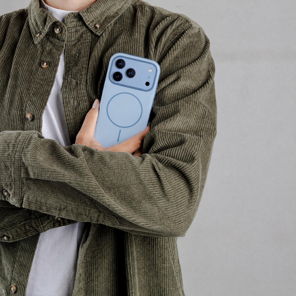 imoshion Color Backcover mit Thin MagSafe Ring Apple iPhone 18 Pro / 17 Pro - Hellblau