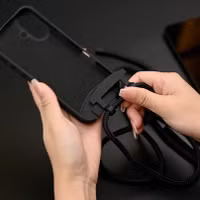 imoshion Color Backcover mit abtrennbarem Band MagSafe für das Samsung Galaxy S24 / S25- Schwarz