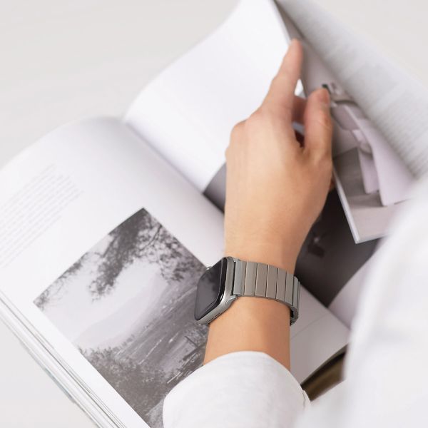 Uniq Strova Steel Link-Armband für Apple Watch | 44/45/46/49 mm - Sterling