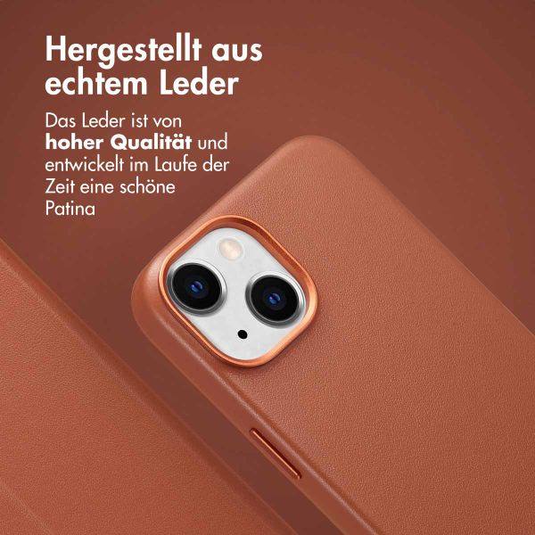 Accezz 2-in-1 Klapphülle aus Leder mit MagSafe für das iPhone 14 - Sienna Brown