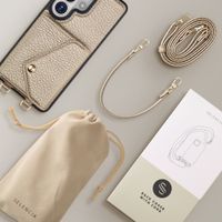 Selencia Sera HandyHülle mit Kordel und Umschlag-Kartenhalter Samsung Galaxy S26 Ultra - Champagne