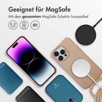 imoshion Color Backcover mit abnehmbarem Handykette und MagSafe Apple iPhone 14 Pro Max - Nude