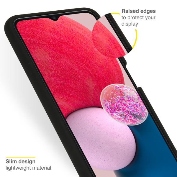 Accezz Liquid Silikoncase für das Samsung Galaxy A13 (4G) - Schwarz