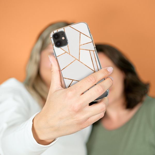 imoshion Design Hülle Samsung Galaxy A31 - White Graphic