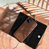 Selencia Clutch Klapphülle aus veganem Leder mit herausnehmbarem Case Galaxy S10