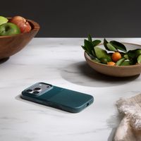 Beats Robuste Hülle mit MagSafe und Kamera-Steuerung Apple iPhone 17 Pro Max - Rocky Blue