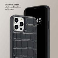 Selencia Nova Croco Back Cover mit Band und Kartenfach für das iPhone 12 (Pro) - Black