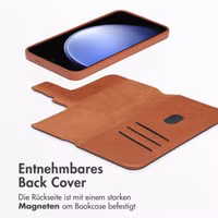 Accezz 2-in-1 Klapphülle aus Leder mit MagSafe Samsung Galaxy S23 FE - Sienna Brown