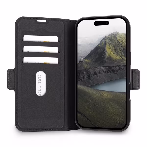 dbramante1928 Oslo Pro Bookcase mit MagSafe Apple iPhone 17 - Schwarz