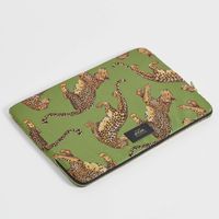 Wouf Daily Laptop Hülle 15-16 Zoll - Laptop Sleeve - Olive Leopard