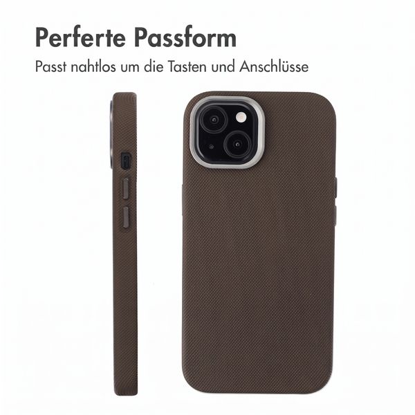 Accezz Mesh Backcover mit MagSafe Apple iPhone 14 / 13 - Braun