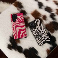Burga Tough Back Cover für das Apple iPhone 13 - Siren