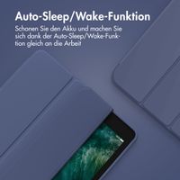 Accezz Smarte Klapphülle aus Silikon Apple iPad 9 (2021) 10.2 Zoll / iPad 8 (2020) 10.2 Zoll / iPad 7 (2019) 10.2 Zoll - Dunkelblau
