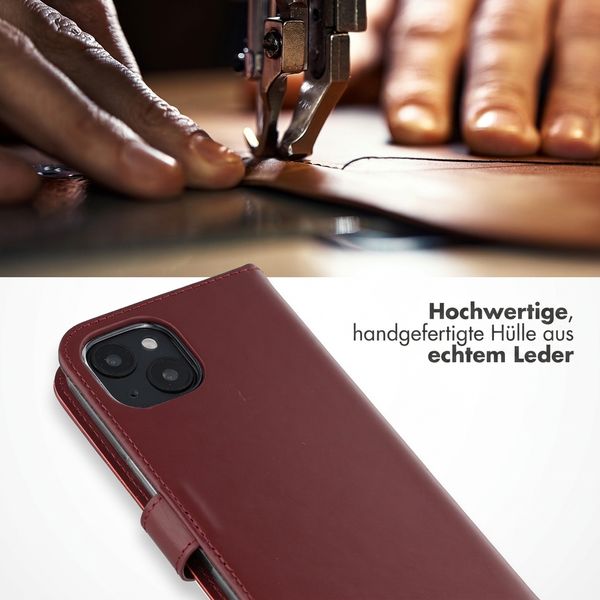 Selencia Echtleder Klapphülle Apple iPhone 15 - Burgundy