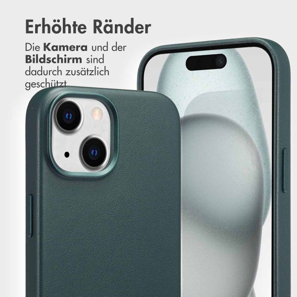 Accezz 2-in-1 Klapphülle aus Leder mit MagSafe für das Apple iPhone 15 - Cedar Green