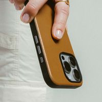 Nomad Modern Leather Case für das iPhone 16 Pro - English Tan