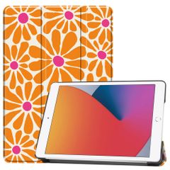 imoshion Design Trifold Klaphülle Apple iPad 9 (2021) 10.2 Zoll / iPad 8 (2020) 10.2 Zoll / iPad 7 (2019) 10.2 Zoll - Orange Flower Connect