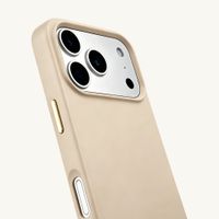 Selencia Rivièra Backcover mit MagSafe mit abnehmbaren Haken Apple iPhone 17 Pro Max - Milky Latte