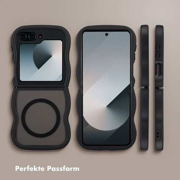 Selencia Wavy Backcover mit MagSafe Samsung Galaxy Z Flip 6 - Schwarz