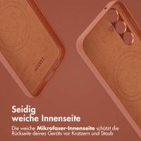 Accezz 2-in-1 Klapphülle aus Leder mit MagSafe für das Samsung Galaxy S24 Plus - Sienna Brown