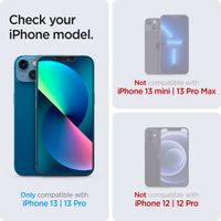 Spigen GLAStR Privacy EZ Fit Displayschutzfolie  + Applicator für das iPhone 13 / 13 Pro