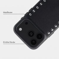 Selencia Studs Backcover mit MagSafe Apple iPhone 18 Pro / 17 Pro - Velvet Black