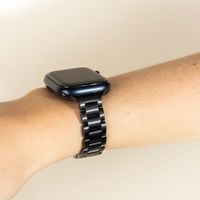 Selencia Slim Stahlgliederarmband für die Apple Watch Series 1 bis 9 / SE (38/40/41 mm) | Series 10 (42 mm) - Schwarz