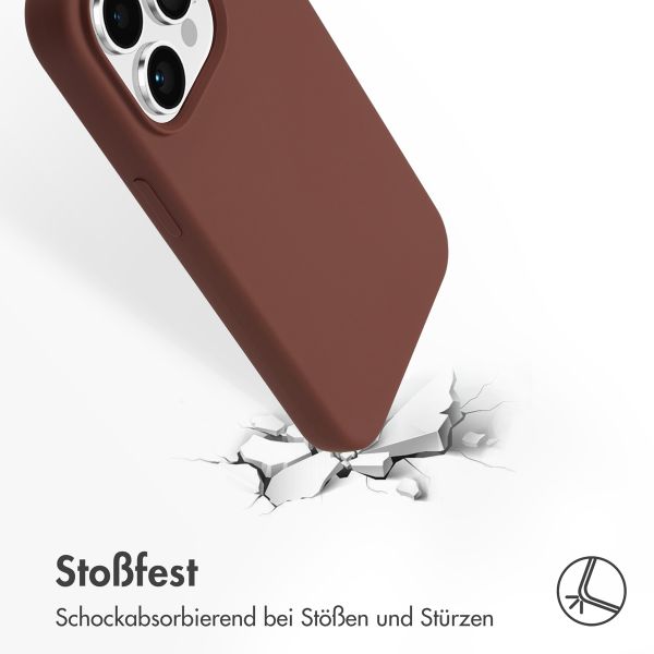 Accezz Liquid Silikoncase mit MagSafe Apple iPhone 15 Pro - New Tea Brown