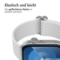 imoshion Gewebtes Nylonarmband für die Apple Watch Series 1 bis 9 / SE (38/40/41 mm) | Series 10 (42 mm) - Weiß