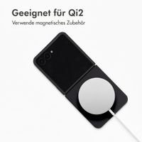 Accezz Liquid Silikoncase mit MagSafe Samsung Galaxy Z Flip 8 - Schwarz