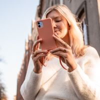 imoshion Color Backcover mit abtrennbarem Band iPhone Xr - Peach