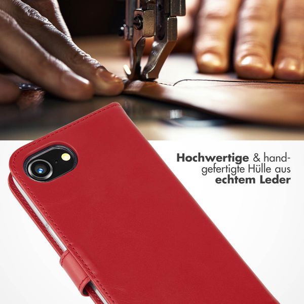 Selencia Echtleder Buchhülle iPhone 16e - Rot