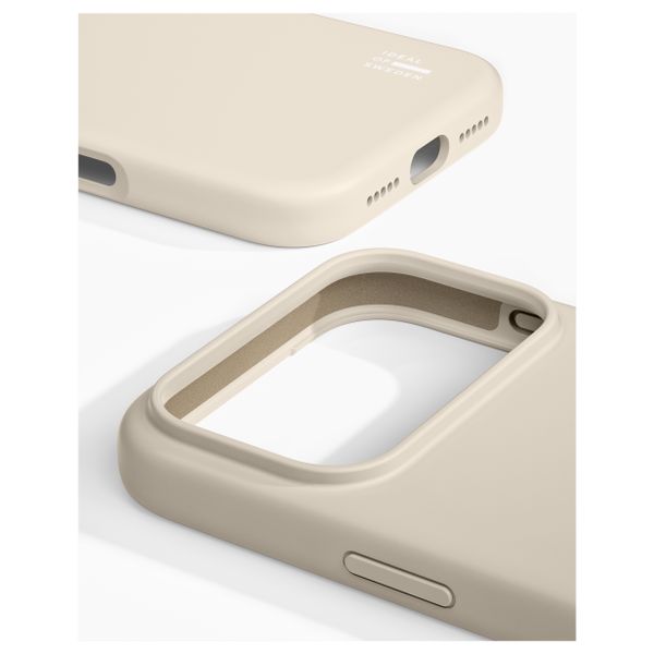 iDeal of Sweden Silikonhülle mit MagSafe Apple iPhone 17 Pro - Cloud Dancer