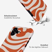 Selencia Vivid Tough Back Cover MagSafe für das iPhone 16 - Dream Swirl Orange