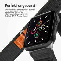 imoshion Nylon Trail Armband für das  Apple Watch Series 1 t/m 9 / SE (38/40/41 mm) | Series 10 / 11 (42 mm) - Pure Black