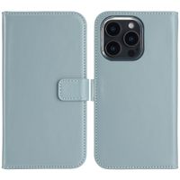 Selencia Echtleder Klapphülle für das Apple iPhone 16 Pro - Air Blue