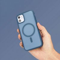 imoshion Color Guard Back Cover mit MagSafe Apple iPhone 11 - Dunkelblau