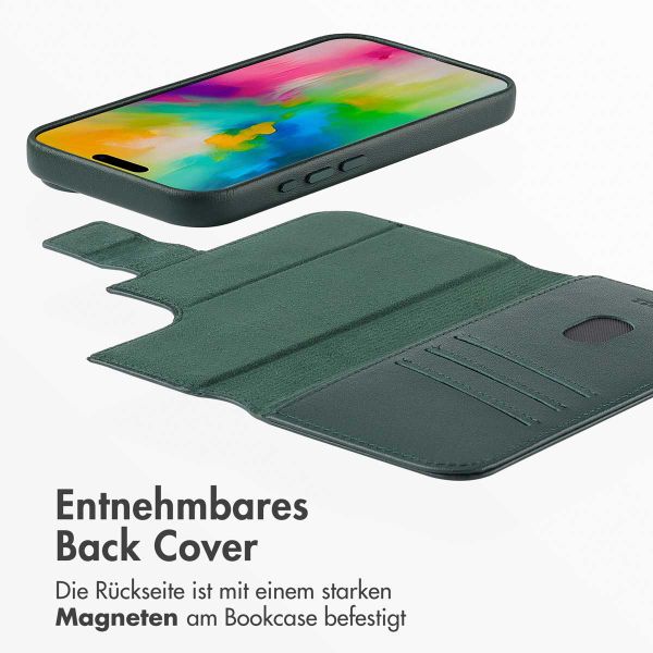 Accezz 2-in-1 Klapphülle aus Leder mit MagSafe für das Apple iPhone 16 - Cedar Green