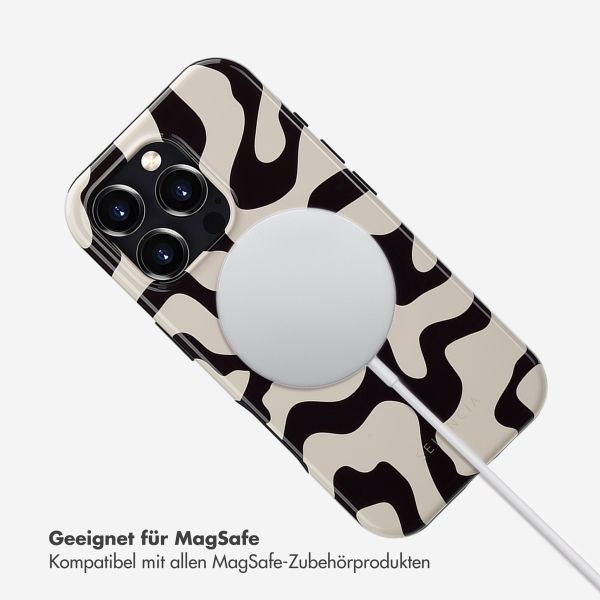 Selencia Vivid Tough Back Cover MagSafe für das iPhone 16 Pro - Art Wave Black