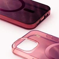 iDeal of Sweden Clear Case MagSafe Apple iPhone 13 / 14 / 15 / 16e - Cherry Lacquer
