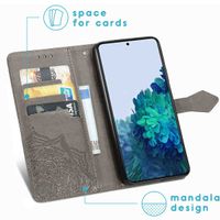 imoshion Mandala Klapphülle Samsung Galaxy S22 - Grau